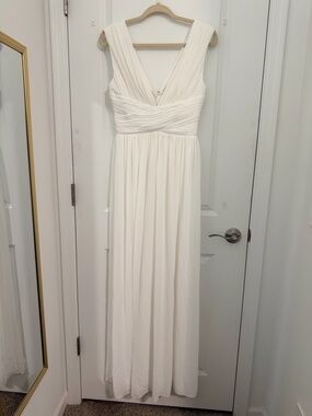 Dress the Population | Tiffany Style White Chiffon Maxi Gown Deep V Sleeveless